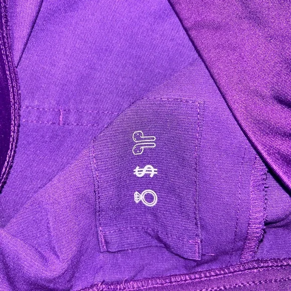 FIGS Purple Scrub Set- Joggers with Pink Drawstring - Picture 4 of 6